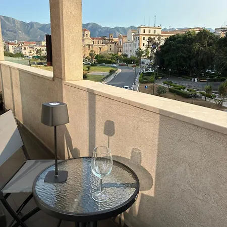 D & C * Palermo